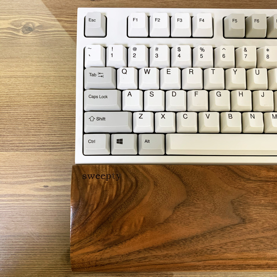 Realforce white2